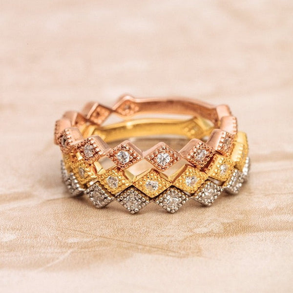 0.06CTW Round Brilliant Cut Unique 3/4 Eternity Wedding Band