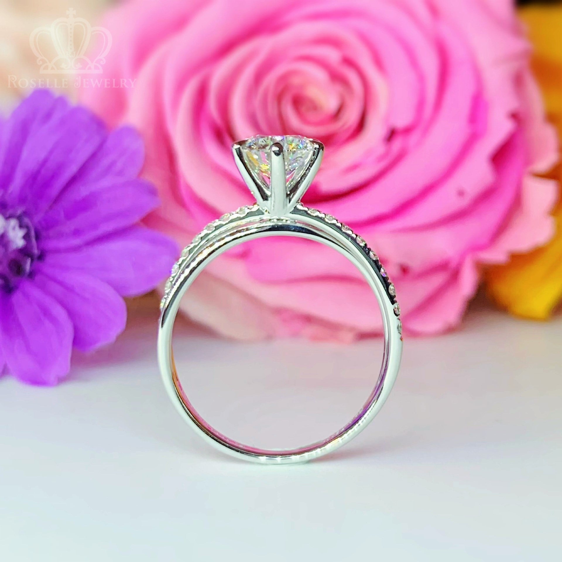 LGR022 - Side Stone Twist Engagement Diamond Ring [Setting Only]