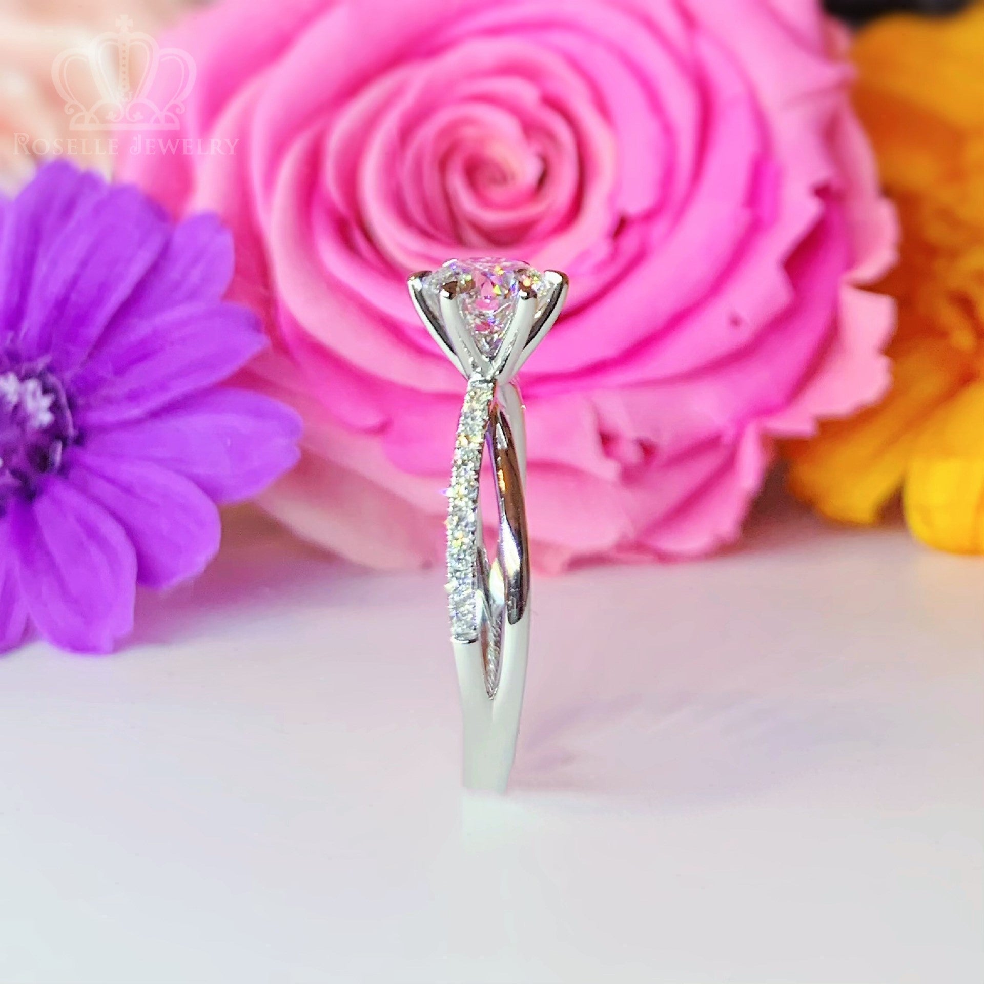LGR022 - Side Stone Twist Engagement Diamond Ring [Setting Only]